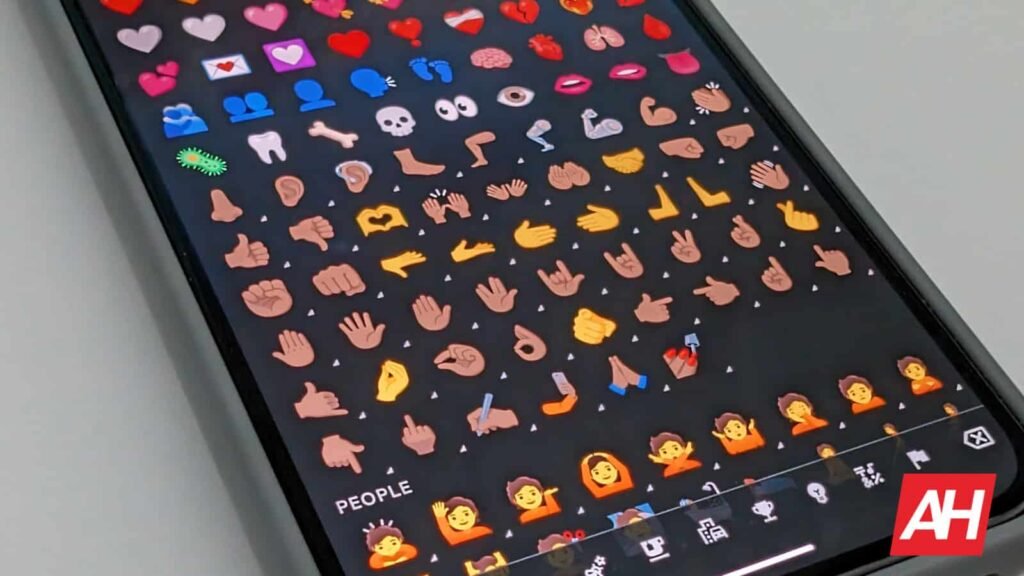 First Look: Nine New Emoji Are Coming to Your Keyboard Next Year