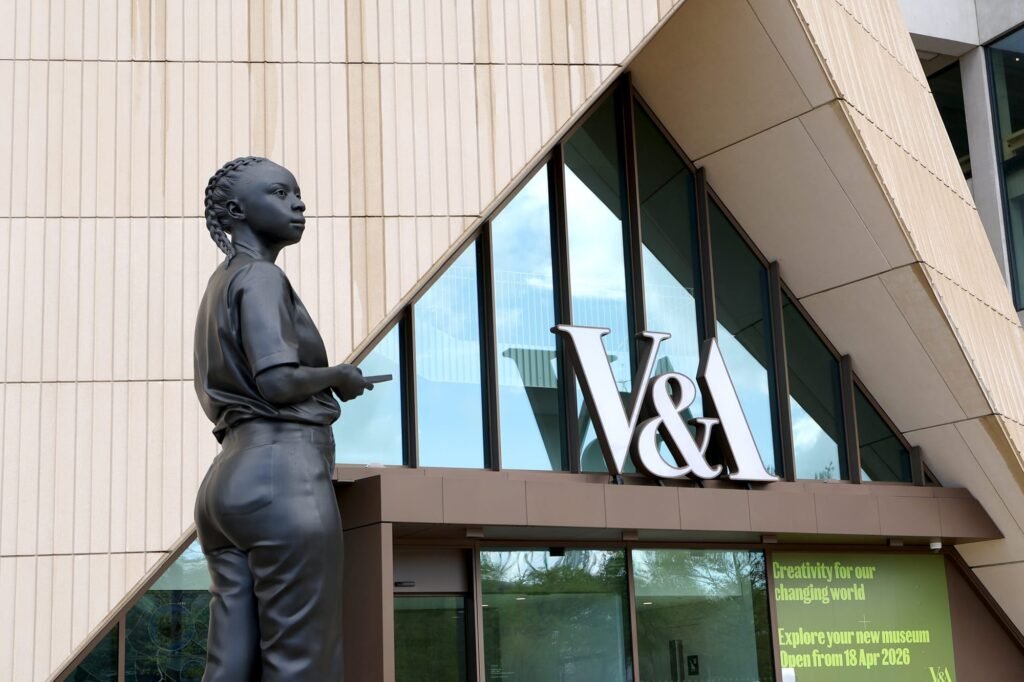 Former V&A Academic Programs Head Accuses Museum of “Racist” Behavior