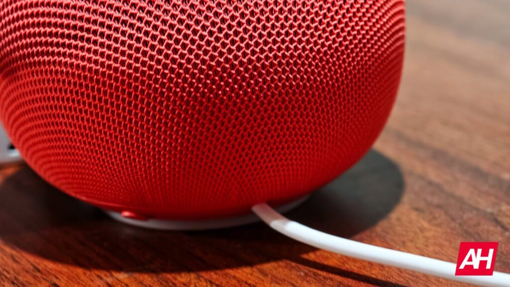 Something Is Wrong With Google Home Speakers — and It's Affecting Old and New Models Alike
