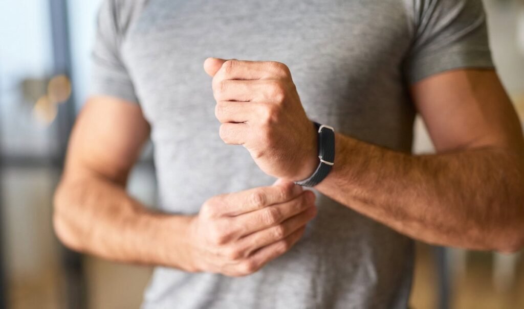 Say Goodbye to Daily Cuffs: Hilo Core Brings Continuous Blood Pressure Tracking to the US