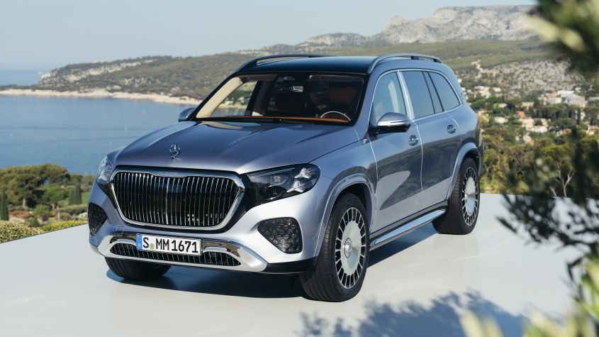 Mercedes-Maybach GLS revealed with “otherworldly” levels of luxury