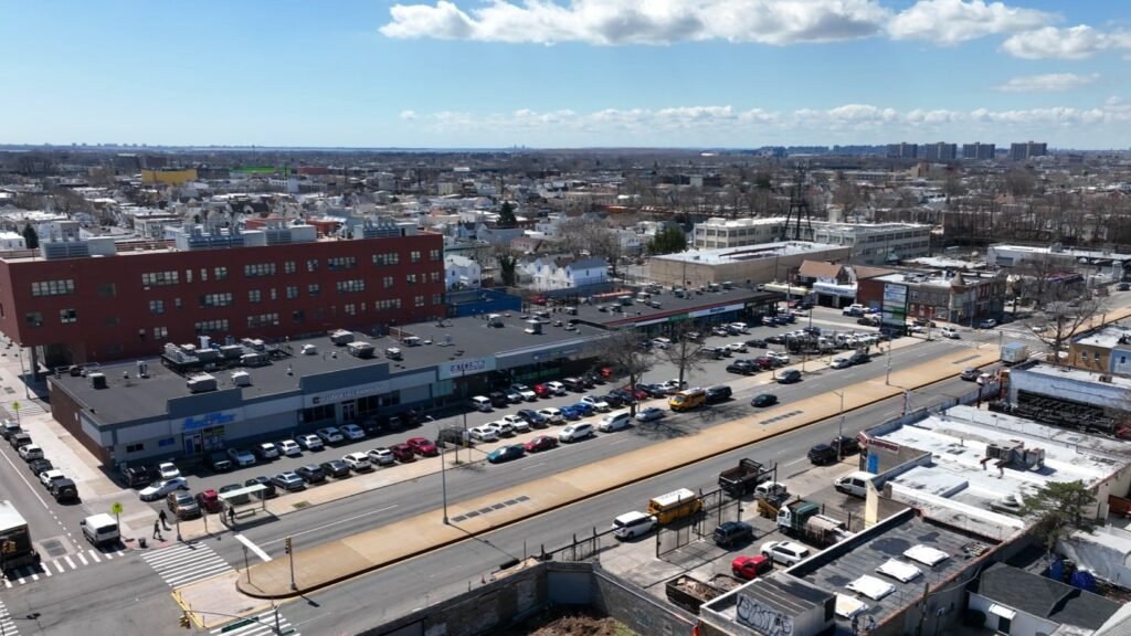 Northmarq Arranges Refi for Grocery-Anchored Queens Retail