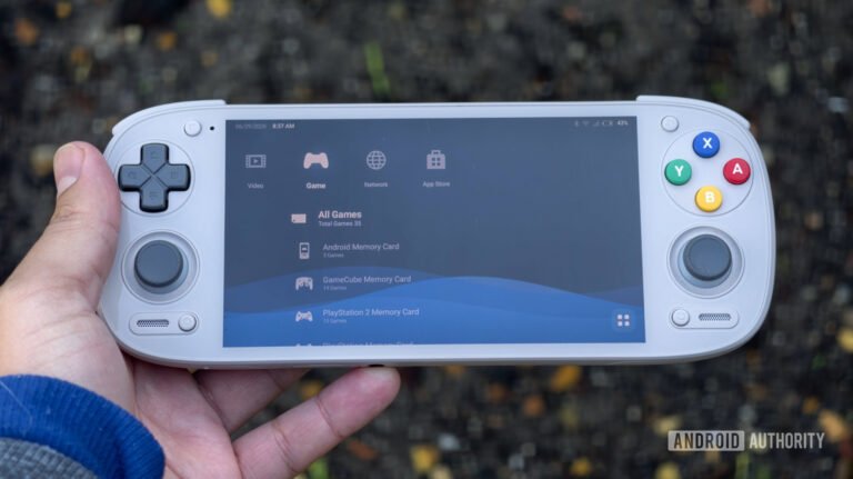Miss your PSP? This frontend lets you use your old theme files on Android