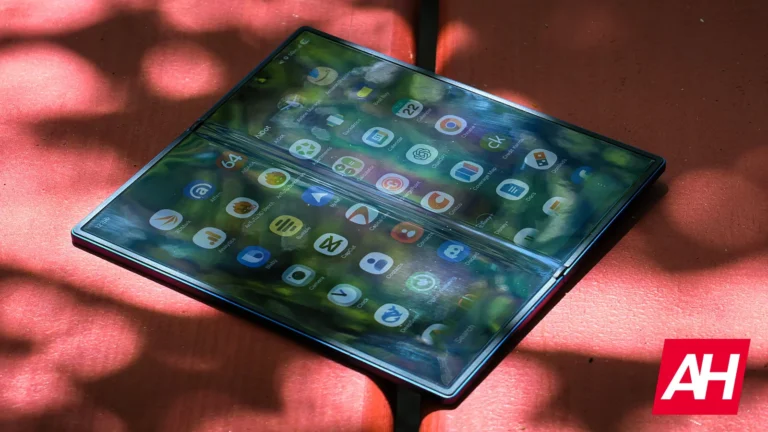 Samsung Improved the Galaxy Z Fold 8 Crease but Gave Something Up to Do It