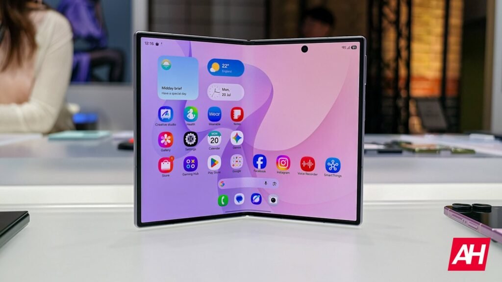 Galaxy Z Fold 8's App-Level Display Customization Just Got Shown Off in Action