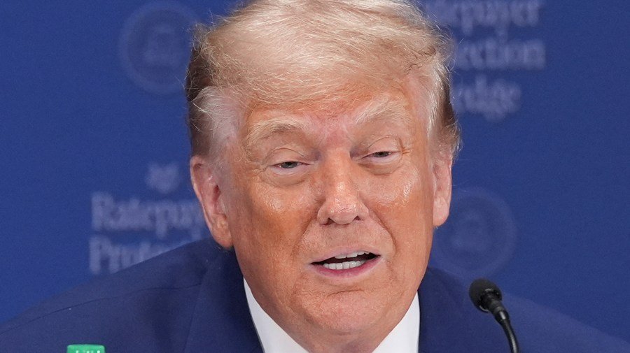 Disgruntled Senate GOP causes headaches for Trump