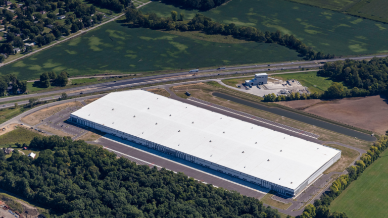 Colliers Closes Full-Building Lease to Beverage Distributor in Indiana