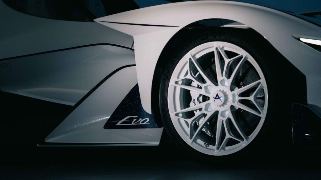 Apollo's New V12 'Caribbean Dragon' Makes The Wildest Lambo Hypercar Look Tame