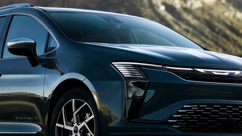 Chrysler's $60,000 Pacifica Pinnacle Just Killed The One Feature That Beat The Toyota Sienna