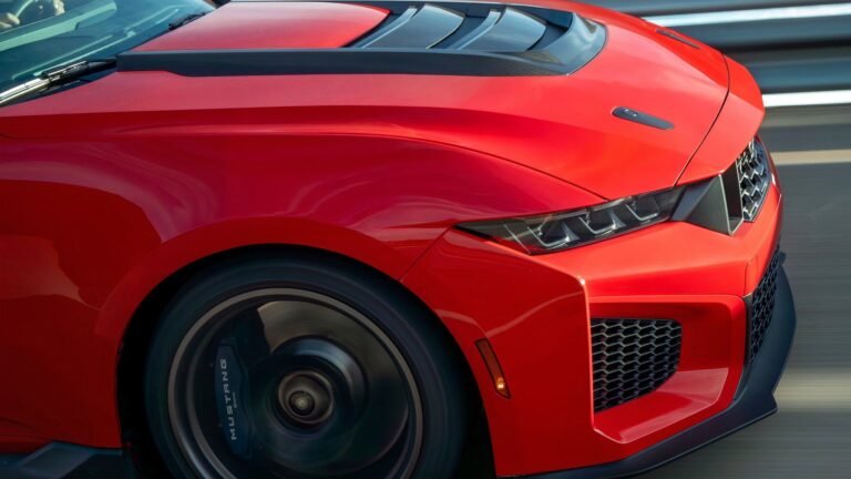 Freedom On Four Wheels: The Best Rides For The Ultimate July 4th Getaway