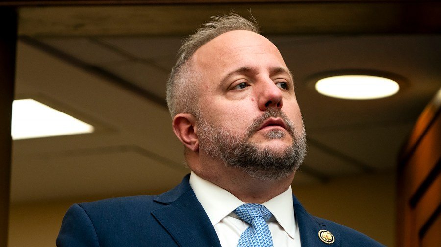 SC Republican calls on National Guard to end suspensions of 8 beach-buzzing Apache pilots