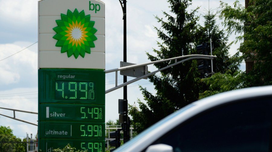 3 in 5 overestimate how much gas prices have risen: Survey