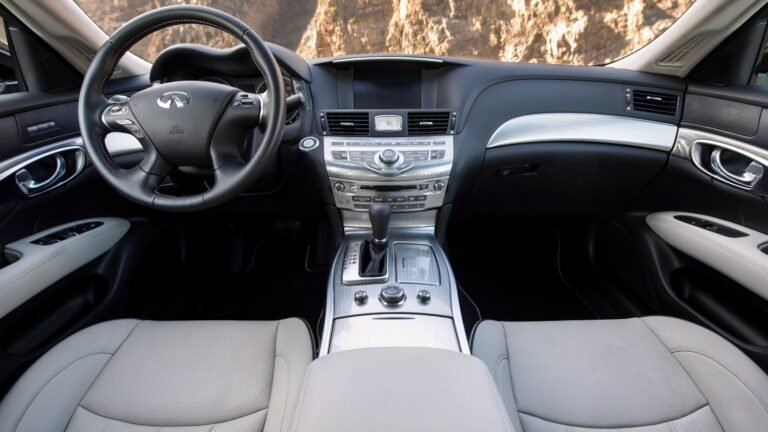 The Largest Infiniti Luxury Sedan Is Worth Less Than A Brand-New Toyota Corolla