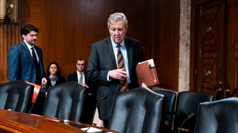Senate Republican warns Trump against delaying Blanche nomination: 'This place could be very different'