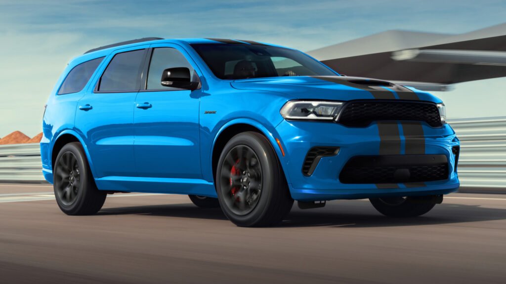 Old-Ass Dodge Durango Just Had Its Best Half-Year Of Sales Since 2006 Thanks To The Hemi V8