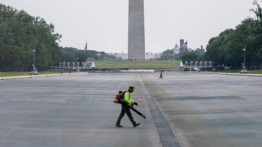 Almost 2 in 3 feel dissatisfied or upset with Trump ballroom, Reflecting Pool, arch projects: Survey