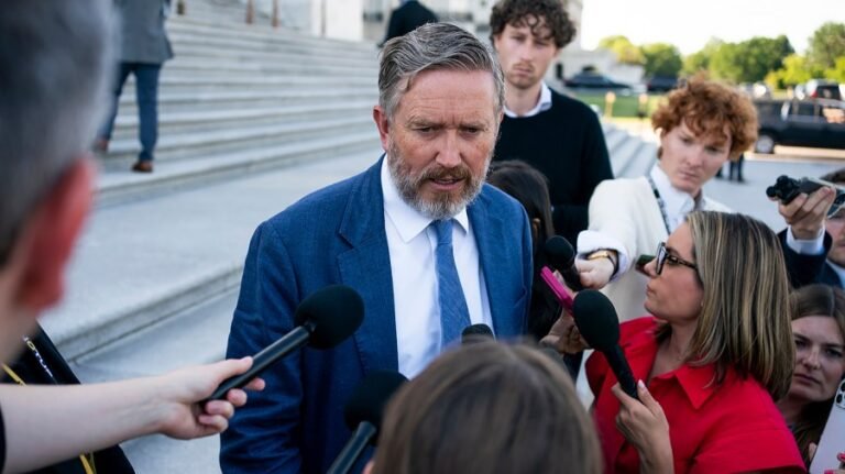 Massie says McConnell's calls with Republicans should be public
