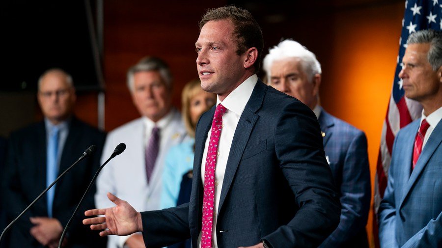 Democratic Women’s Caucus calls for House Ethics Committee to investigate Rep. Max Miller