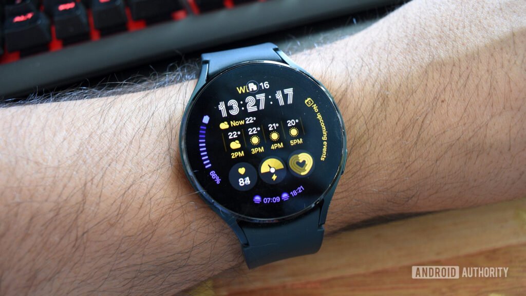 After smartphones, now Galaxy Watch 4 gets dreaded display line issue
