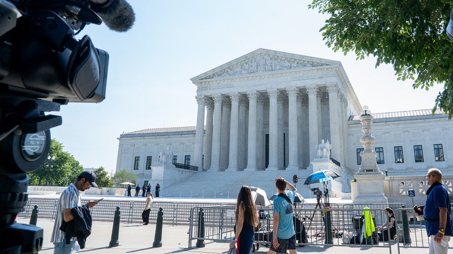 FOR INSIDERS | Why birthright citizenship could be the right’s new Roe 