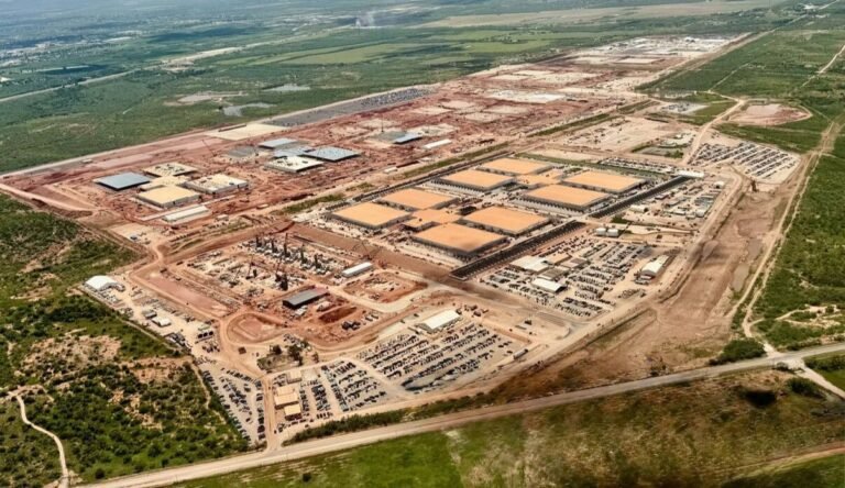 'Stargate' $16B AI Data Center Project Just United Left and Right in Protest