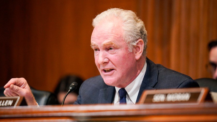 Senate Democrat on DSA rise: 'We should make room for people with lots of different voices'