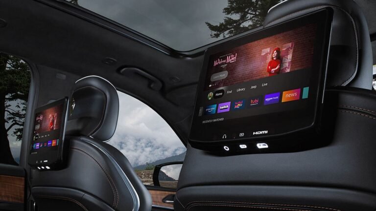 The Rear-Seat Entertainment On A Jeep Grand Wagoneer Costs More Than iPads For The Whole Family