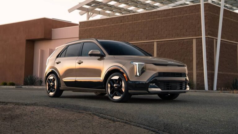 2027 Kia Niro Price Hike Makes The Sportage Hybrid A Better Buy