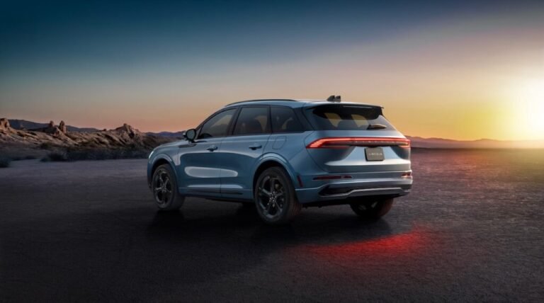 2027 Lincoln Corsair Hybrid Gets Updated Styling