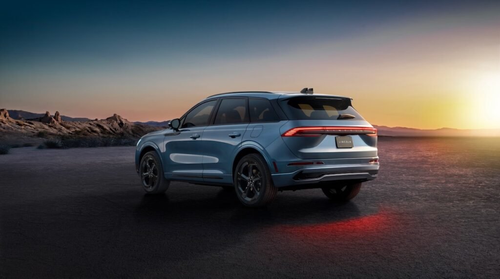 2027 Lincoln Corsair Hybrid Gets Updated Styling