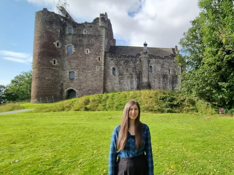 As a local, I've visited many of Scotland's castles. There are 4 that tourists shouldn't miss — and one that I'd skip.