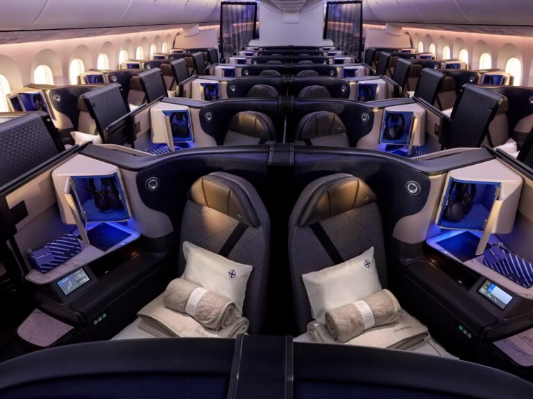 Business-class fliers love sliding doors — but they’re causing a nuisance for airlines and planemakers