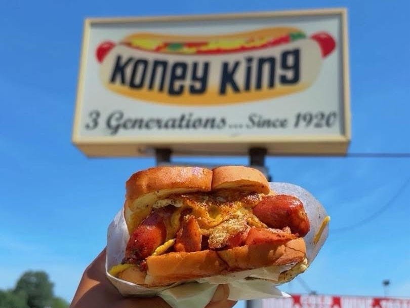 How Koney King, seen in 'The Bear,' managed to stay open and do more in sales during the Gary, Indiana, power blackout