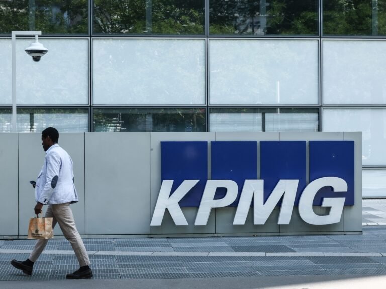 KPMG Australia's troubles deepen as it cuts 5% of its workforce