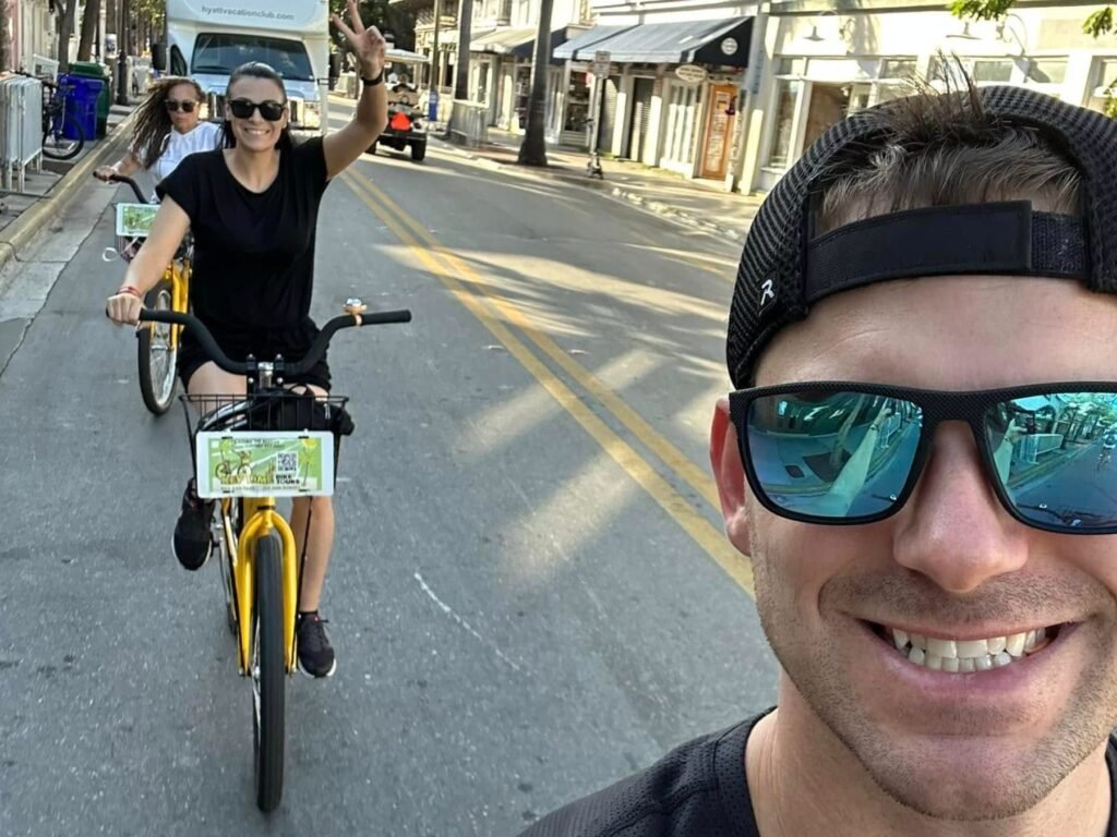 A couple who quit their 9-to-5s and built a 7-figure net worth say their first step to financial independence had nothing to do with money