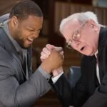A former NFL player says Warren Buffett taught him 2 lessons about success that he still follows years later