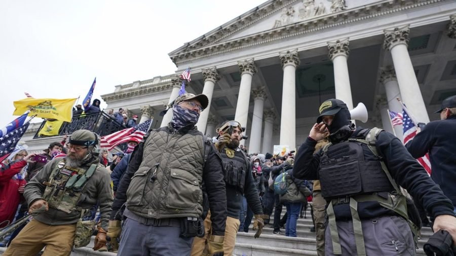 Judge 'reluctantly' approves DOJ request to drop Jan. 6 charges against Oath Keepers