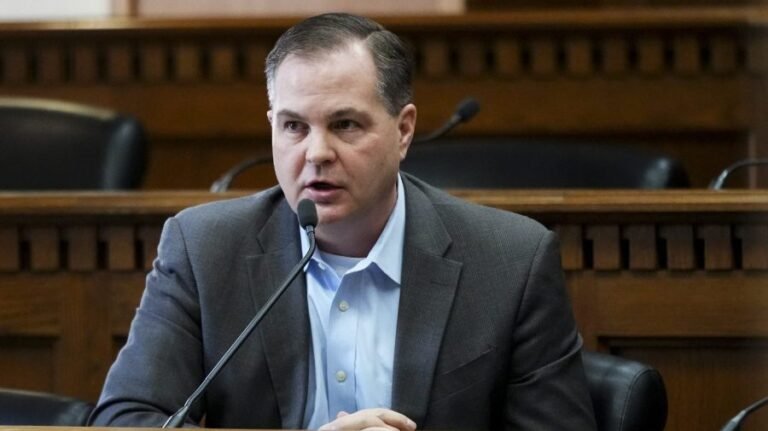 Trump-endorsed Braun to face off against Perez in toss-up Washington House election