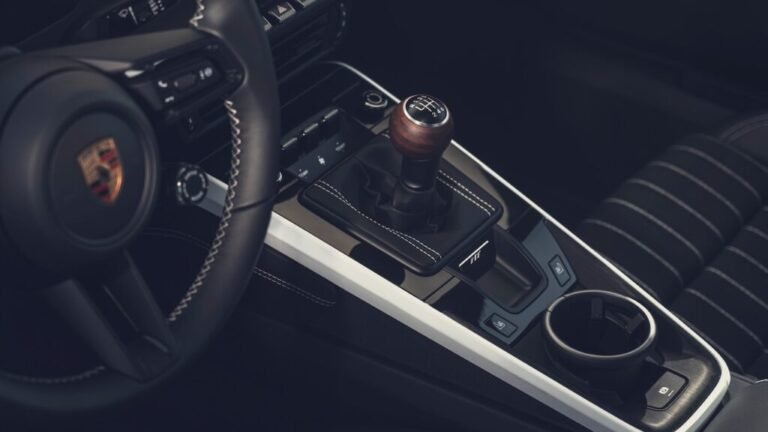 2027 Porsche 911 Carrera S Brings Back the Manual in North America