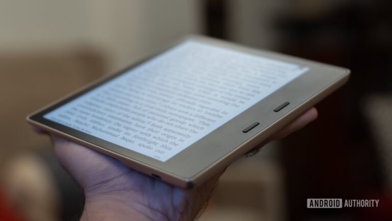 Kindle users get blindsided by updates that end a popular ebook loophole and toughen DRM