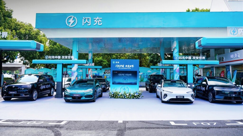 An Oil Giant Is Ripping Out Its Gas Pumps To Install BYD’s 1,500kW Flash Chargers