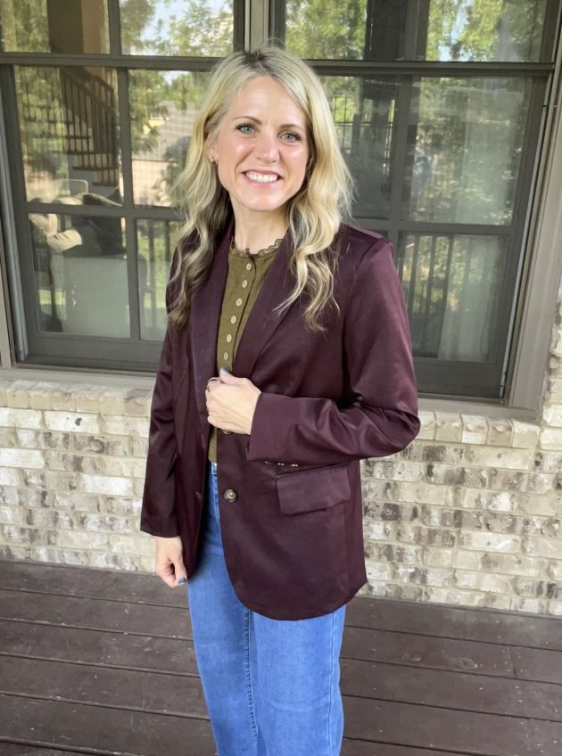Women’s Satin Long Sleeve Blazer only $25.84 shipped (Reg. $66!)