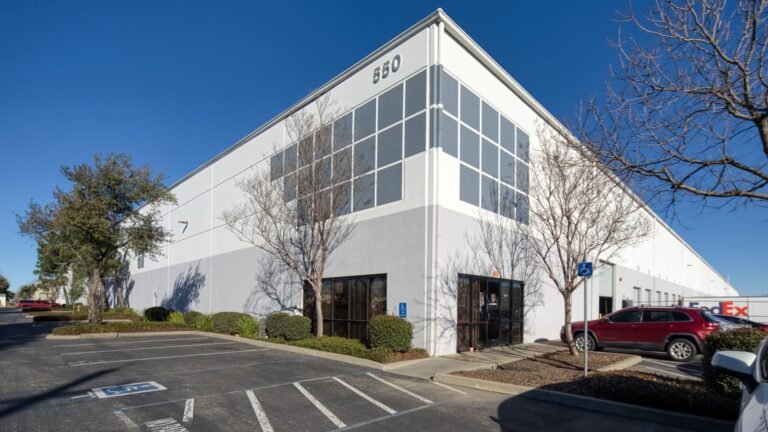 Gantry Arranges Recapitalization for NorCal Industrial Portfolio