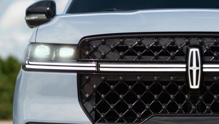 Ford’s $28k Electric Truck Is Set To Spawn A New Lincoln Crossover