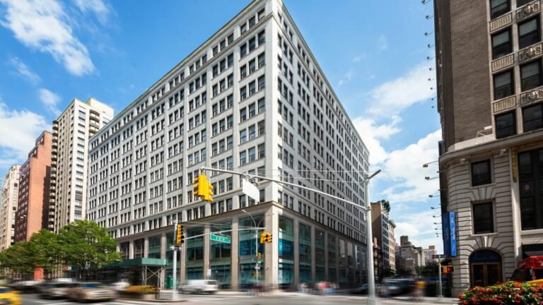AI-Native Hanover Park Leases Full Floor at 387 Park Ave. South