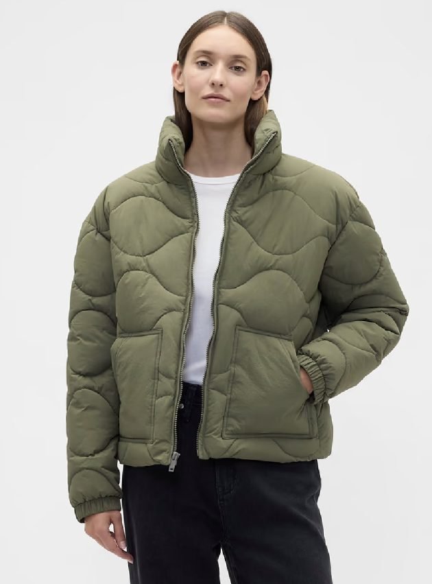 *HOT* Gap Factory Women’s Relaxed Quilted Nylon Jacket only $19.99 shipped (Reg. $130!), plus more!