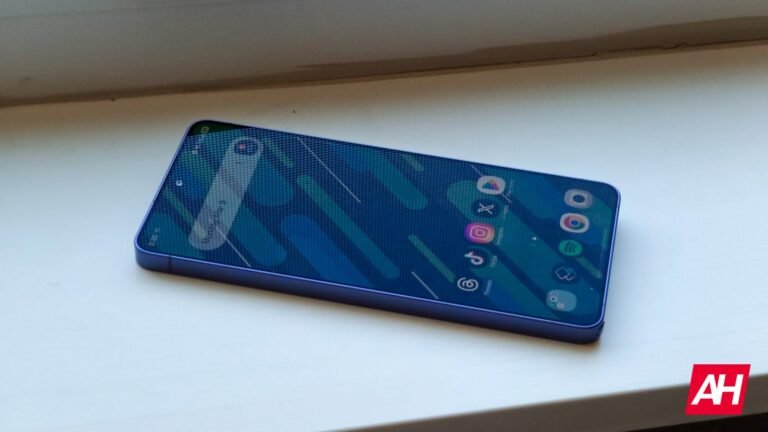 Galaxy S27 Ultra Could Get a Display That Heals Its Own Scratches