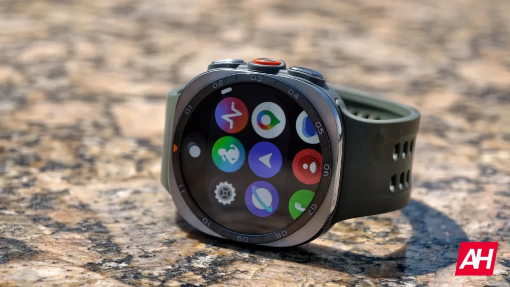 Gemini's new glow effect is landing on certain Galaxy Watch devices