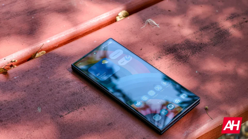 Q2 smartphone shipments are down because RAM pushed prices up