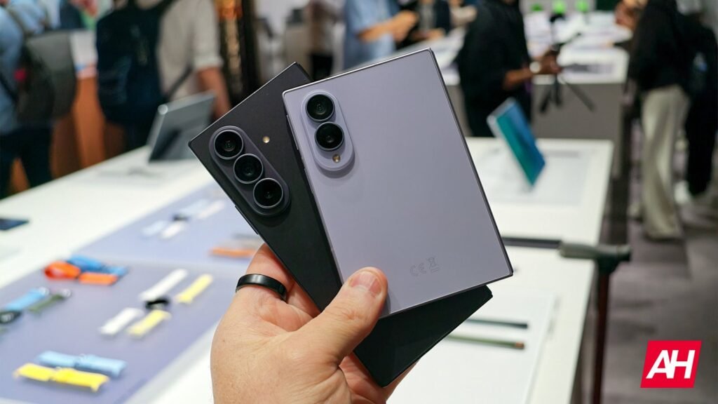 Galaxy Z Fold 8 Is Selling Three Times Better Than the Z Fold 7 and Samsung Is Scrambling